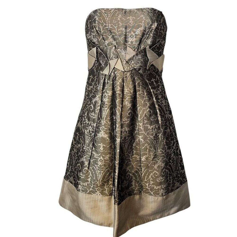 BCBGMaxazria BCBG Strapless 100% Silk Y2K Babydoll Pleated Formal Party Dress 6